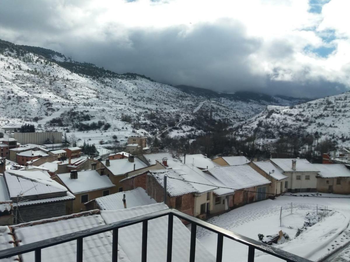 Apartamento Turistico Javalambre Camarena de la Sierra Luaran gambar